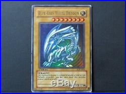 1st Edition Blue-Eyes White Dragon First Ed SDK-001 Yugioh Card (Lightly Played)