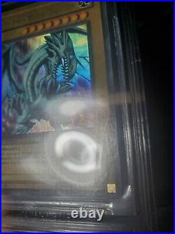 1st Edition WAVY YU-GI-OH! BGS8.5 LOB-001 Blue-Eyes White Dragon English