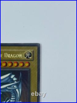 2002 Yu-Gi-Oh! Blue Eyes White Dragon SDK-001 Ultra Rare (NM / MINT) Kaiba Deck 2002 Yu-Gi-Oh! Blue Eyes White Dragon SDK-001 Ultra Rare (NM / MINT) Kaiba Deck