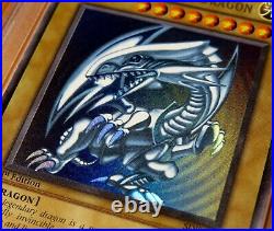2002 Yu-Gi-Oh! Blue-Eyes White Dragon Starter Deck Kaiba 1st SDK-001 PSA8 Yugioh