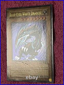 2002 Yugioh LP SDK-001 Blue-Eyes White Dragon Ultra Rare 1st Edition