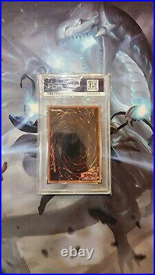 4× Yu-Gi-Oh! TCG Blue-Eyes White Dragon SDK-001 1st Edition Ultra Rare