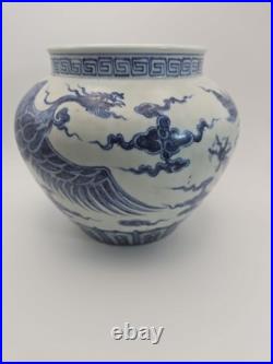 7 Xuande Marked Old Chinese Blue White Porcelain Palace Dragon Cylinder 7 Xuande Marked Old Chinese Blue White Porcelain Palace Dragon Cylinder