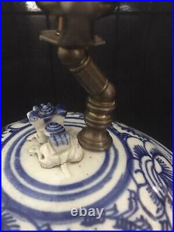 Antique Style Blue White Dragon Wood Base Lamp