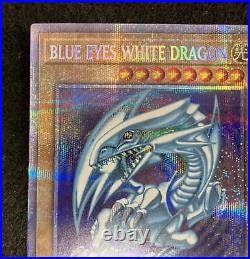BLUE EYES WHITE DRAGON AC02-JP000 Prismatic Secret Rare Yu-Gi-Oh