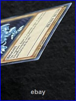Blue Eyes White Dragon 1st Edition Rare Holographic NA English YUGIOH Card