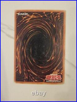 Blue Eyes White Dragon 1st Edition SDK-001 English Version Yugioh Card