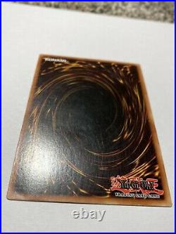 Blue Eyes White Dragon 1st Edition SDK-001 Ultra Rare Yugioh Card Lob DDS Kaiba