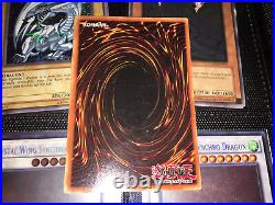 Blue-Eyes White Dragon (DDS-001 Prismatic Secret Rare Unlimited Moderate Play)