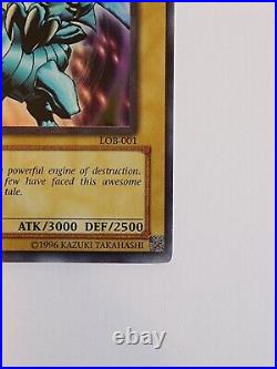 Blue-Eyes White Dragon LOB-001 The Legend of Blue Eyes White Dragon Unlimited