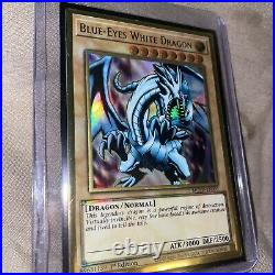 Blue Eyes White Dragon MAGO-EN001 Maximum Gold 1st Edition mis Yugioh! 2020