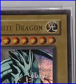 Blue-Eyes White Dragon PSA 5 EX (100% Real)