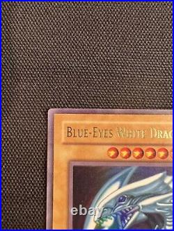 Blue-Eyes White Dragon SDK-001 Original 2002 YuGiOh LP-NM