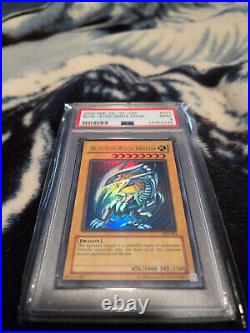 Blue-Eyes White Dragon SDK-001 PSA 9 (mint)