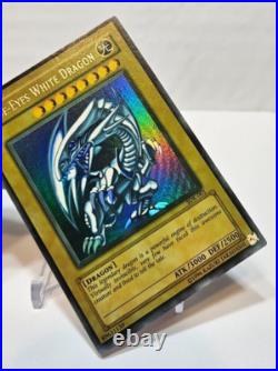 Blue-Eyes White Dragon SDK-001 Ultra Rare Unlimited FADED & WAVY Yugioh 5963 Blue-Eyes White Dragon SDK-001 Ultra Rare Unlimited FADED & WAVY Yugioh 5963