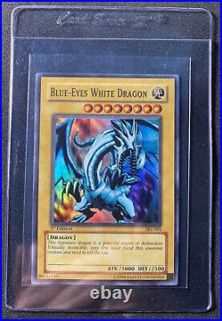 Blue-Eyes White Dragon SKE-001 Holographic Ultra Rare Yugioh 1996 1st Edition