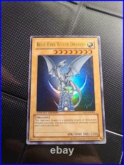 Blue-Eyes White Dragon YAP1-EN001 Anniversary Pack Limited Edition Blue-Eyes White Dragon YAP1-EN001 Anniversary Pack Limited Edition