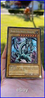 Blue eyes white dragon lob-001
