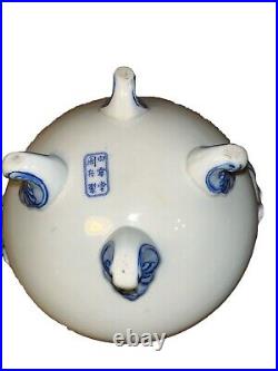 Chinese Asian Blue and white dragon footed lidded soup tureen 2 Geese/ Swan K