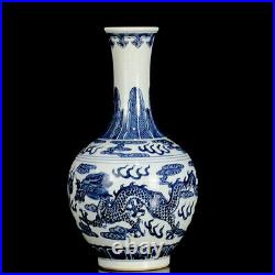 Chinese Blue&white Porcelain HandPainte Exquisite Dragon Pattern Vase 10906