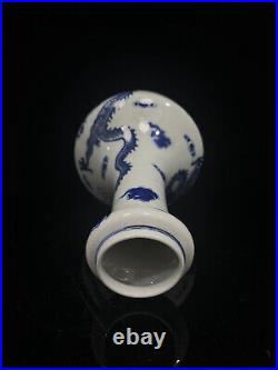 Chinese Blue&white Porcelain HandPainted Exquisite Dragon Pattern Vase 24746