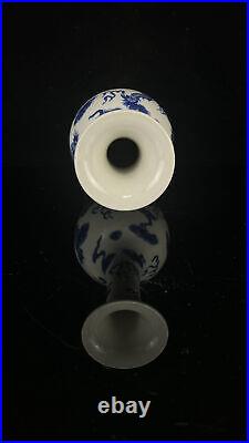 Chinese Blue&white Porcelain HandPainted Exquisite Dragon Pattern Vase 25545