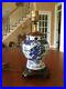 Chinese-Porcelain-Blue-and-White-Table-Lamp-Dragon-Phoenix-01-wu