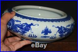 Chinese blue and white porcelain pot plate Bowl dragon vase old antique qianlong