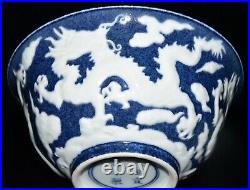 Collectable Beautiful Chinese Hand Blue&white Porcelain Dragon Bowl