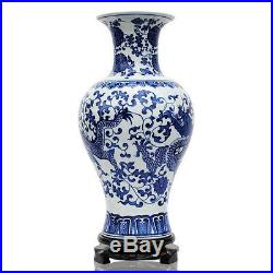 Fine blue and white porcelain vase Painted flying dragon Chinese totem NICE