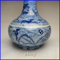 Qing Dynasty blue and white sea water dragon pattern bottle