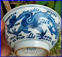 Rare China porcelain Qing Dynasty Qianlong Blue white Dragon pattern bowl