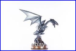 Yu-Gi-Oh! Blue Eyes White Dragon 14 PVC Statue SILVER EDITION