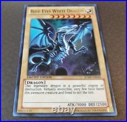 Yu-Gi-Oh! Blue-Eyes White Dragon -JUMP-EN068- Ultra Rare Limited Edition NM