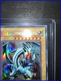 Yu-Gi-Oh! Blue-Eyes White Dragon LOB-001 1st Edition Asian English