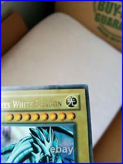 Yu-Gi-Oh! Blue-Eyes White Dragon. LOB-001. 1st Edition. Light played