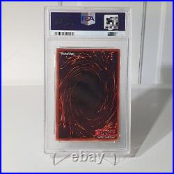 Yu-Gi-Oh Blue Eyes White Dragon PSA 8 SDK-001 Super Rare 2002 Seto Kaiba Card