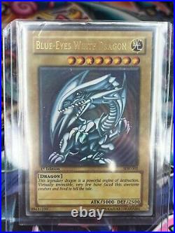 Yu-Gi-Oh! Blue Eyes White Dragon SDK-001 1st Edition Asian English Ultra Rare