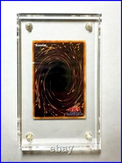 Yu-Gi-Oh! Blue Eyes White Dragon Ultra Rare 1st Edition Japanese Initial Yu-Gi-Oh! Blue Eyes White Dragon Ultra Rare 1st Edition Japanese Initial