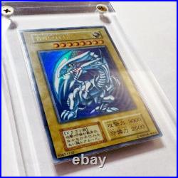 Yu-Gi-Oh! Blue Eyes White Dragon Ultra Rare 1st Edition Japanese Initial Yu-Gi-Oh! Blue Eyes White Dragon Ultra Rare 1st Edition Japanese Initial