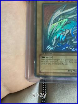 Yu-Gi-Oh Blue-Eyes White Dragon Ultra Rare Holographic 1st Edition Card