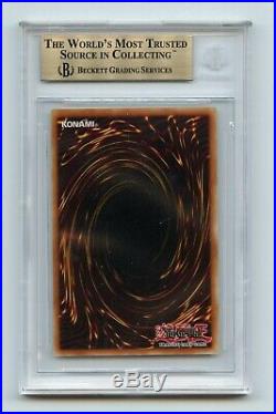 Yu-Gi-Oh! Dark Duel Stories Blue-Eyes White Dragon DDS-001 Secret Rare BGS 9.5