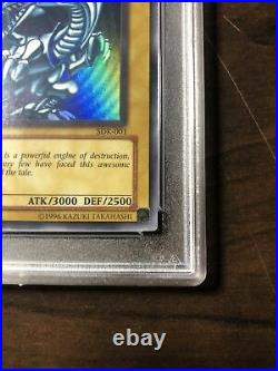 Yu-Gi-Oh! PSA 10 Blue-Eyes White Dragon SDK-001 2002 Starter Deck Kaiba Iconic