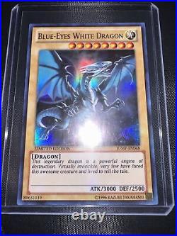 Yu-Gi-Oh! TCG Blue-Eyes White Dragon JUMP-EN068 Ultra Rare Promo NM