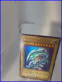 Yu-Gi-Oh! TCG Blue-Eyes White Dragon Kaiba SDK-001 GLOSSY Ultra Rare