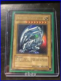 Yu-Gi-Oh! TCG Blue-Eyes White Dragon SDK-001 Unlimited Ultra Rare ORIGINAL CARD