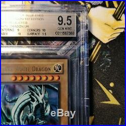 Yu-Gi-Oh! Wavy LOB-001 Blue Eyes White Dragon 1st Edition Gem Mint BGS 9.5/PSA10