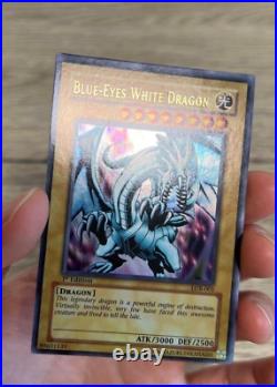 YuGiOh BLUE EYES WHITE DRAGON LOB-001 1st Edition Ultra Rare NEAR MINT #N3