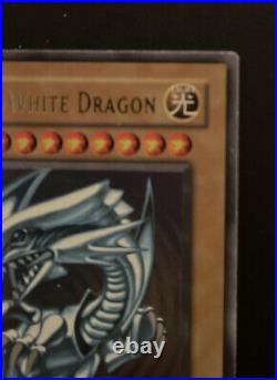 YuGiOh Blue-Eyes White Dragon 1st Edition SDK-001 Kaiba Starter