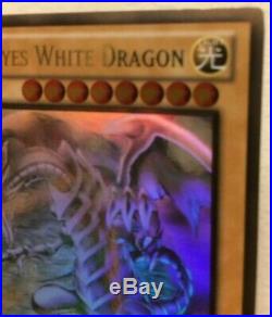 YuGiOh Gold Ghost Rare of BLUE-EYES WHITE DRAGON GLD5-EN001 Limited Edition NEW